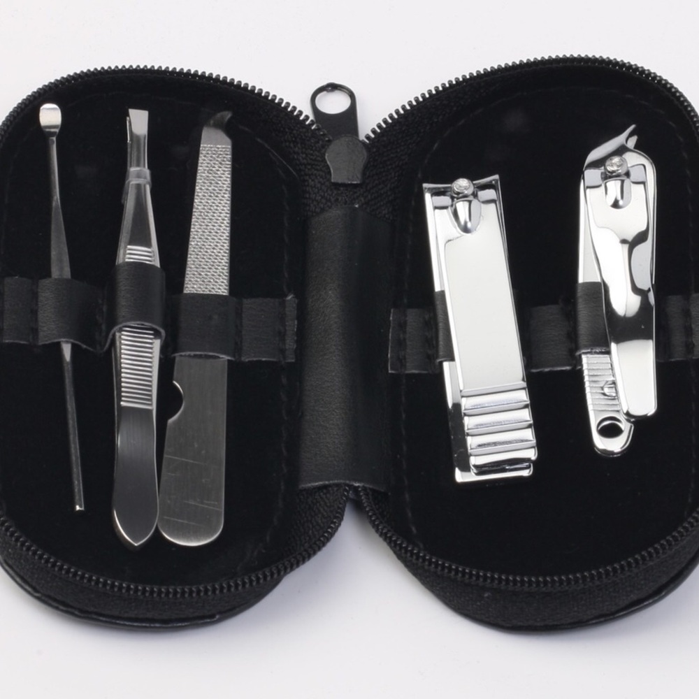 Carry-on Manicure Set